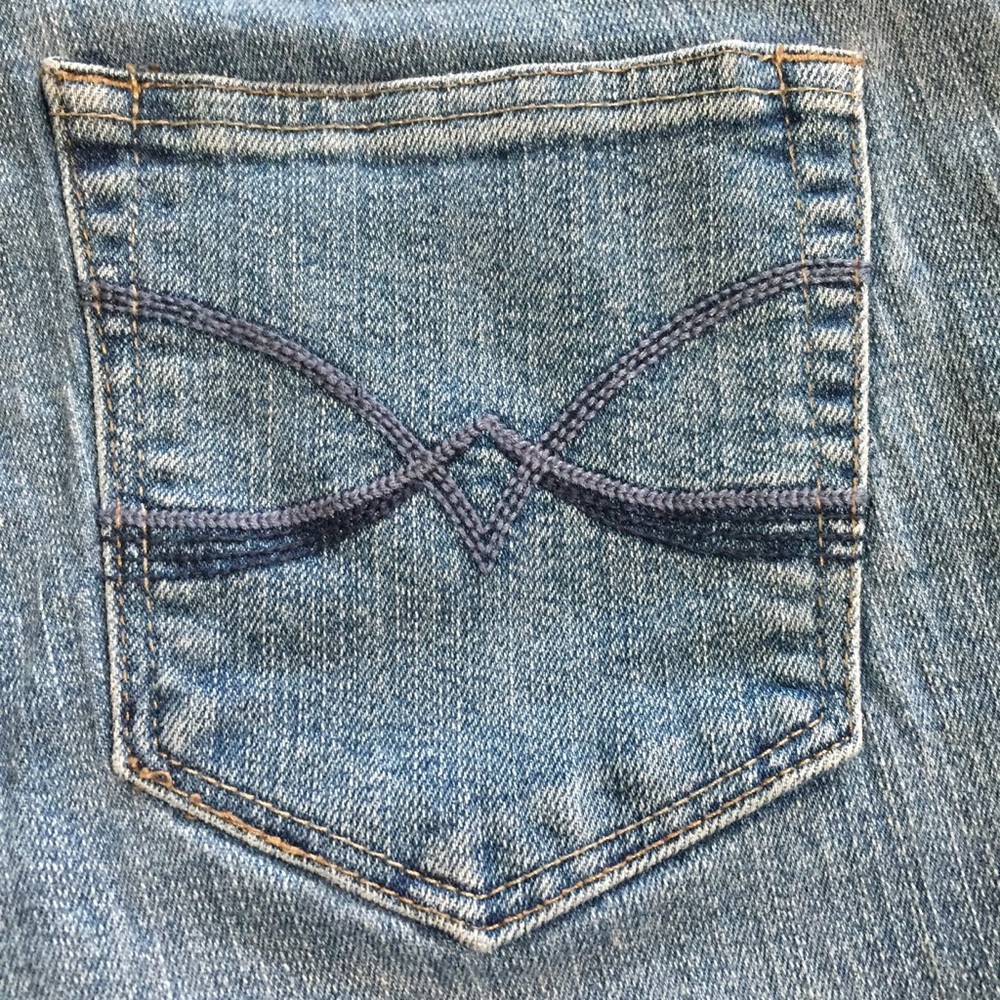 Faded Denim Capris Size 6 Christopher & Banks - Picture 6 of 15